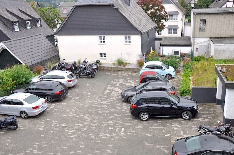 Parkplatz des Hotels zur Post in Brilon